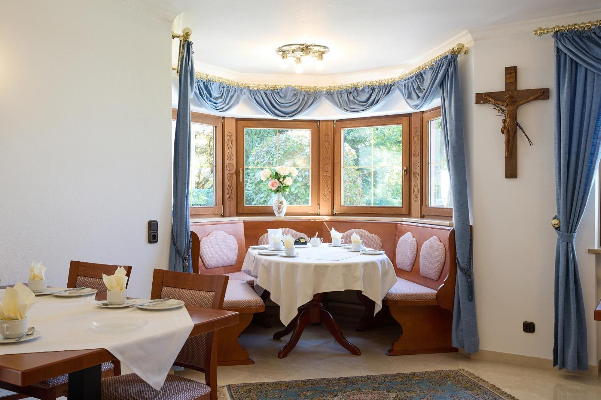 Hotel Garni Demmel Bruckmühl Dış mekan fotoğraf