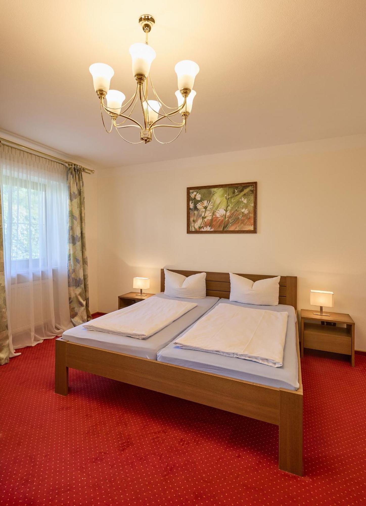 Hotel Garni Demmel Bruckmühl Dış mekan fotoğraf