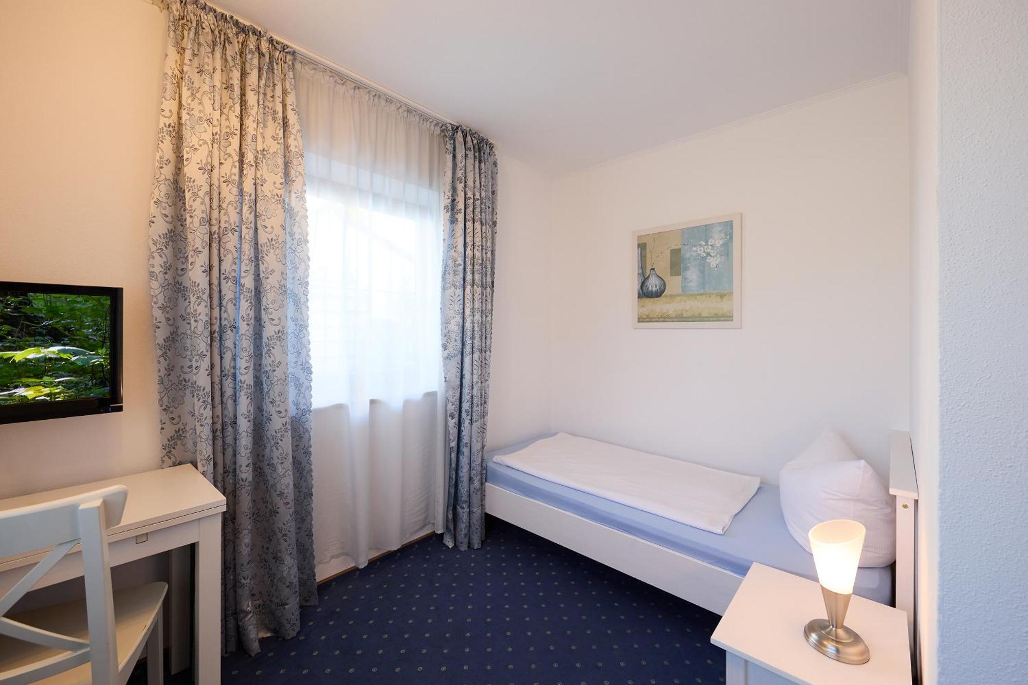 Hotel Garni Demmel Bruckmühl Dış mekan fotoğraf