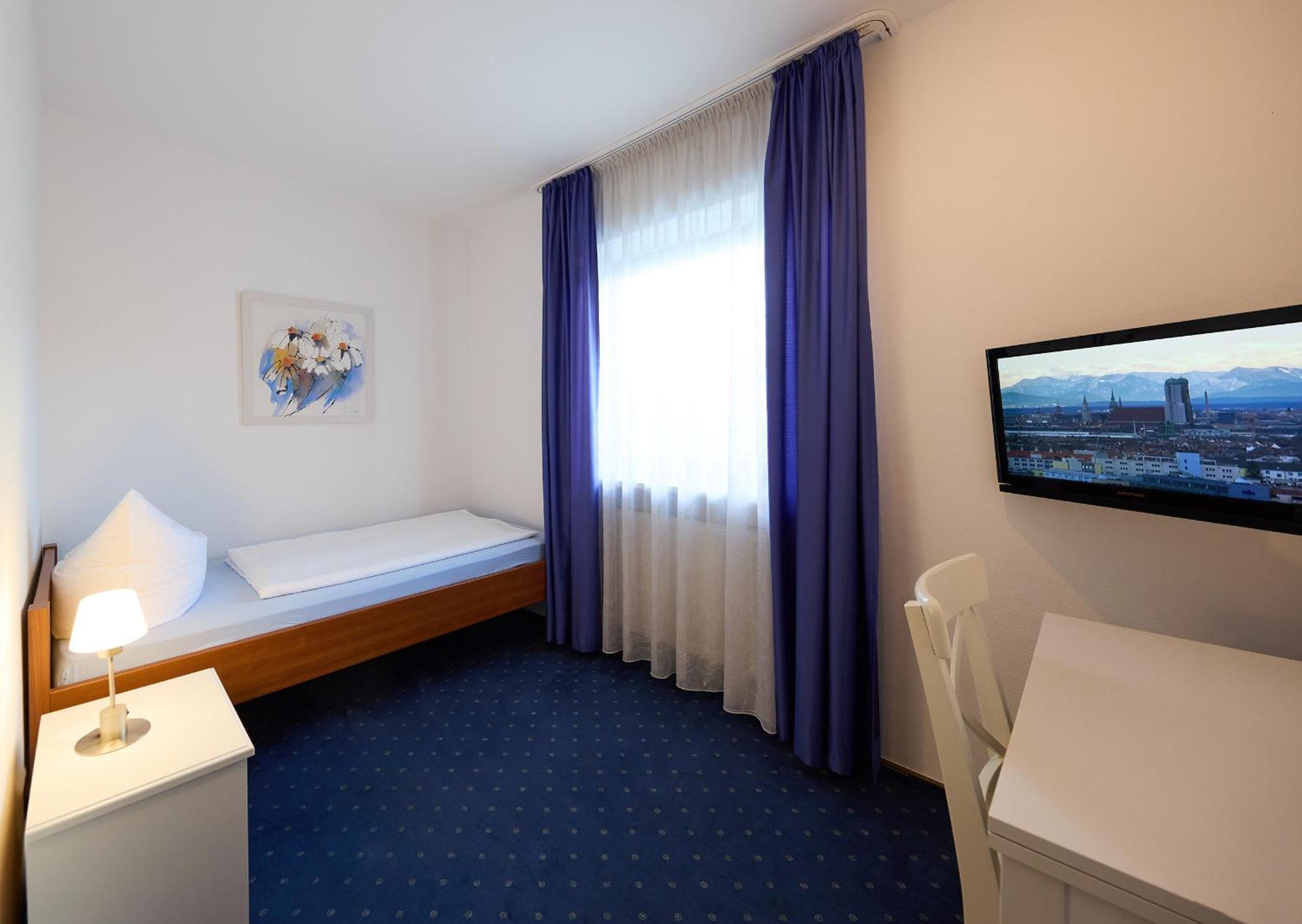 Hotel Garni Demmel Bruckmühl Dış mekan fotoğraf